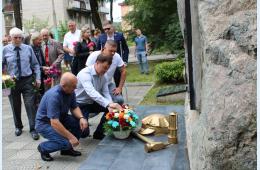 24.08.2023 Торжественная программа состоялась возле памятного знака.   | Администрация муниципального округа город Партизанск Приморского края Официальный сайт