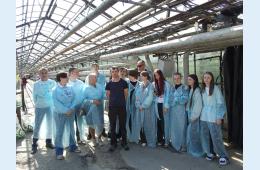 23.04.2024 ЭКСКУРСИЯ УЧЕНИКОВ ШКОЛЫ № 6 ПГО В ООО ДЭМ &quot;ЛАЗУРНОЕ КСП&quot; | Администрация муниципального округа город Партизанск Приморского края Официальный сайт