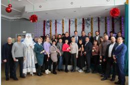 25.12.2023 Благотворительная акция «Елка желаний» состоялась 25 декабря в Городском Дворце культуры.  | Администрация муниципального округа город Партизанск Приморского края Официальный сайт